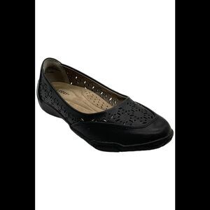 ARRAY Women's Jordan Cutout Comfort Flat Black - Medium